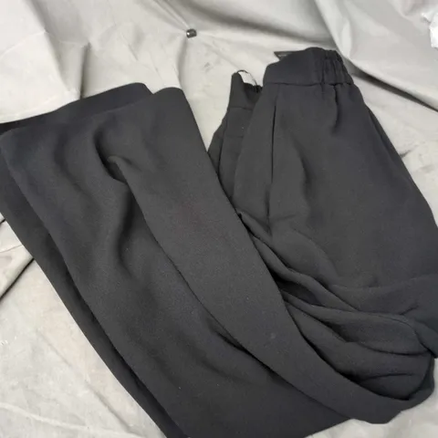 RIVER ISLAND BLACK WOMEN'S TROUSERS – UK 8 (EU 34 / US 4)
