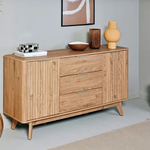 BOXED GEORGE OLIVER YAELLE 150 SIDEBOARD (1 BOX)