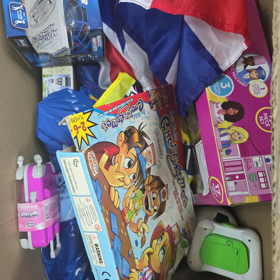 APPROXIMATELY 15 ASSORTED TOYS & GAMES PRODUCTS TO INCLUDE MAGIC MOVER, RC CAR, JIGSAW ETC
