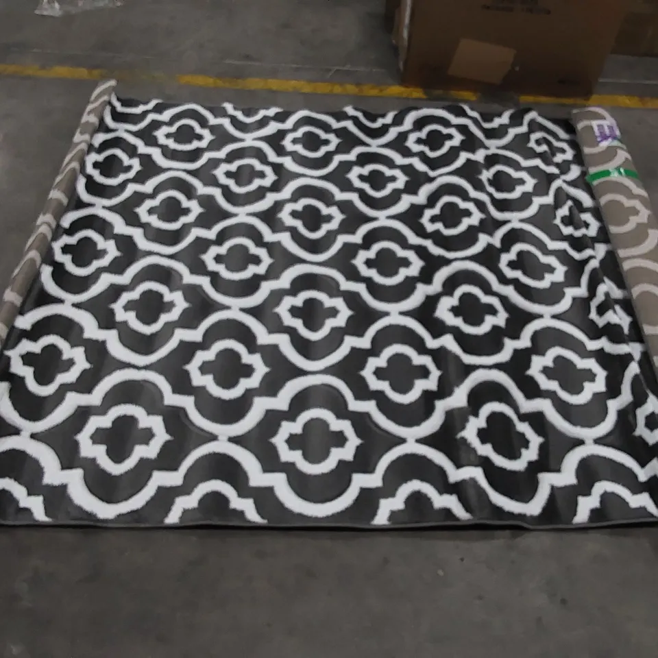 MODERN TRENDZ RUG - GREY // SIZE: 160 X 220cm