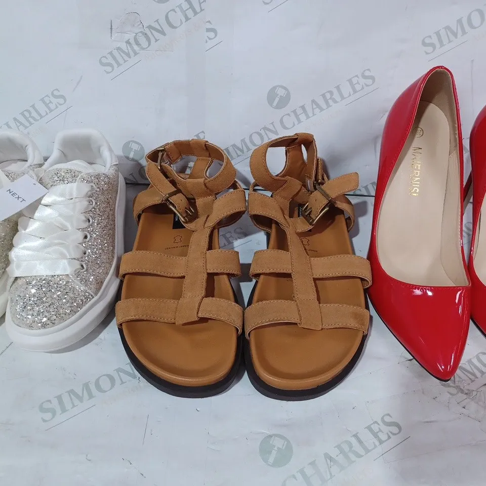 BOX OF APPROXIMATELY 20 ASSORTED PAIRS OF SHOES IN VARIOUS STYLES & SIZES TO INCLUDE M&S, MAIERNISI, NEXT, ETC