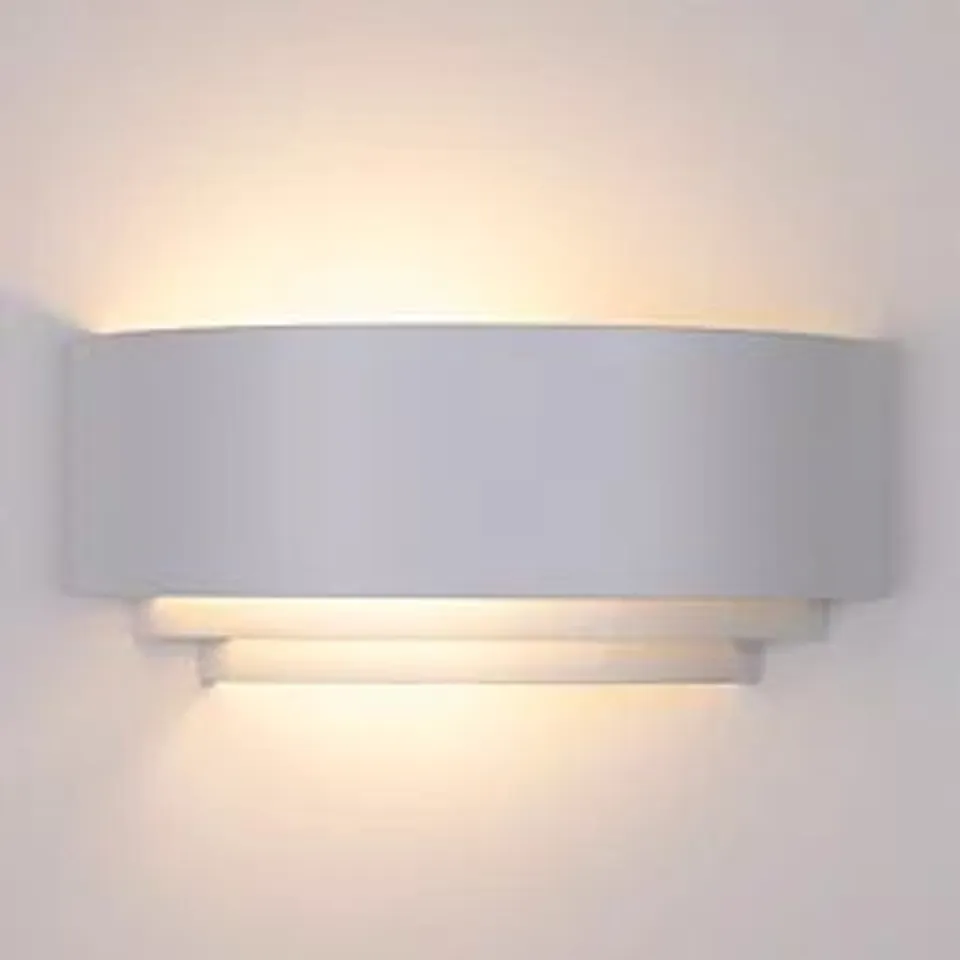 BOXED TCP 3-TIER WALL LIGHT WHITE
