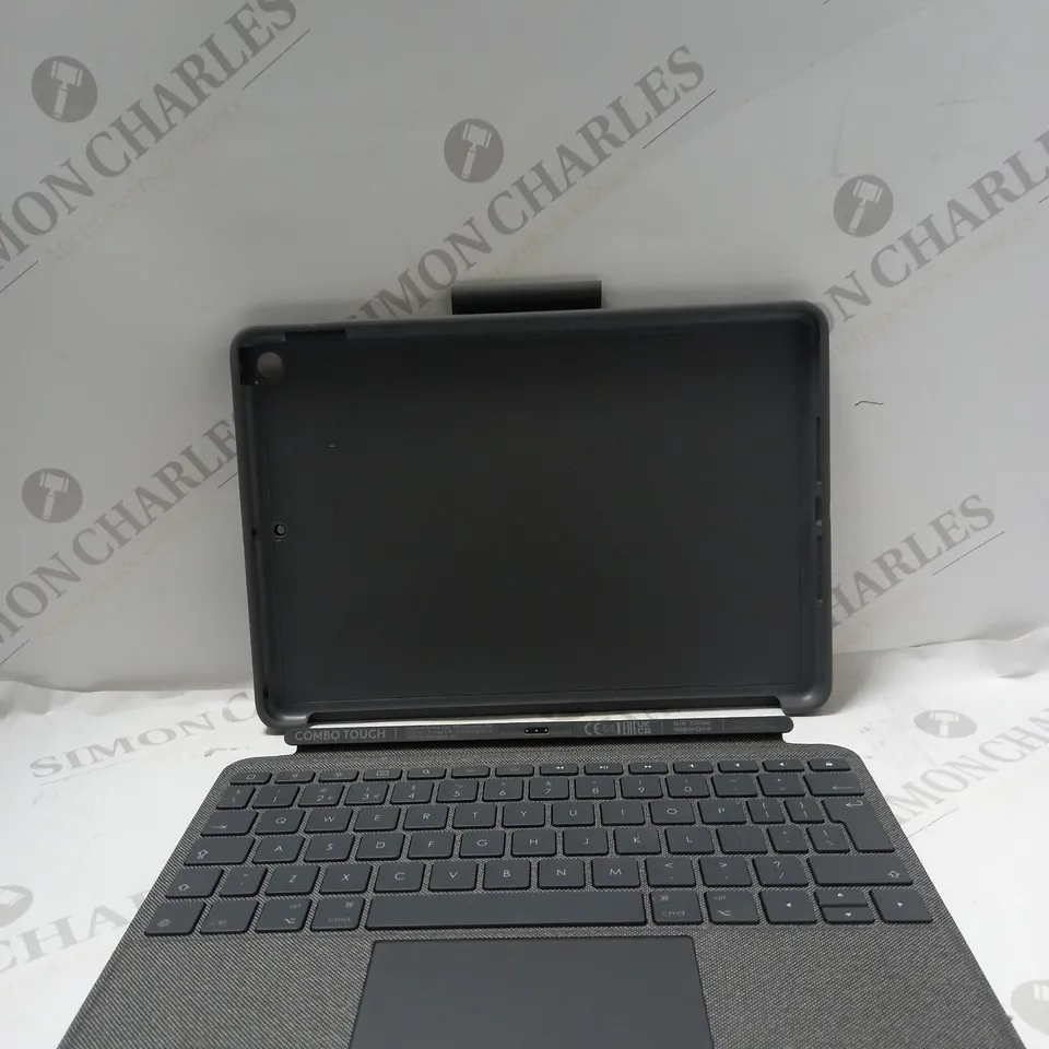 LOGITECH COMBO TOUCH FOR IPAD 7TH & 8TH GENERATION KEYBOARD CASE