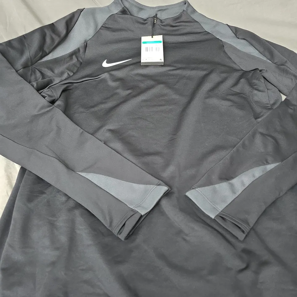 NIKE MEN'S LONG-SLEEVE TRAINING TOP – CHARCOAL/BLACK – XL