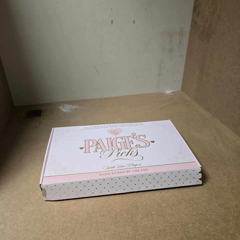PLOUISE PAIGE'S PICKS GIFT SET – COSMETIC MAKEUP BOX