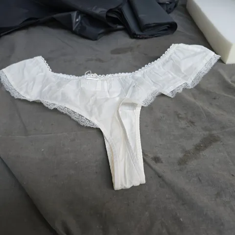 FOR LOVE & LEMONS WHITE LACE TRIM PANTIES, SIZE S