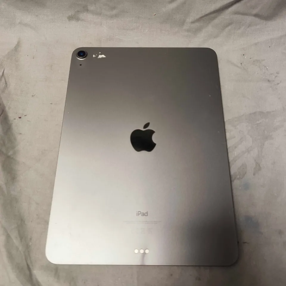 APPLE IPAD TABLET - A2316