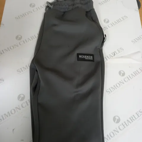 MCKENZIE TRACKSUIT BOTTOMS SIZE L