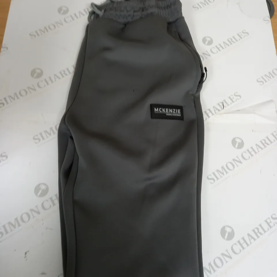 MCKENZIE TRACKSUIT BOTTOMS SIZE L