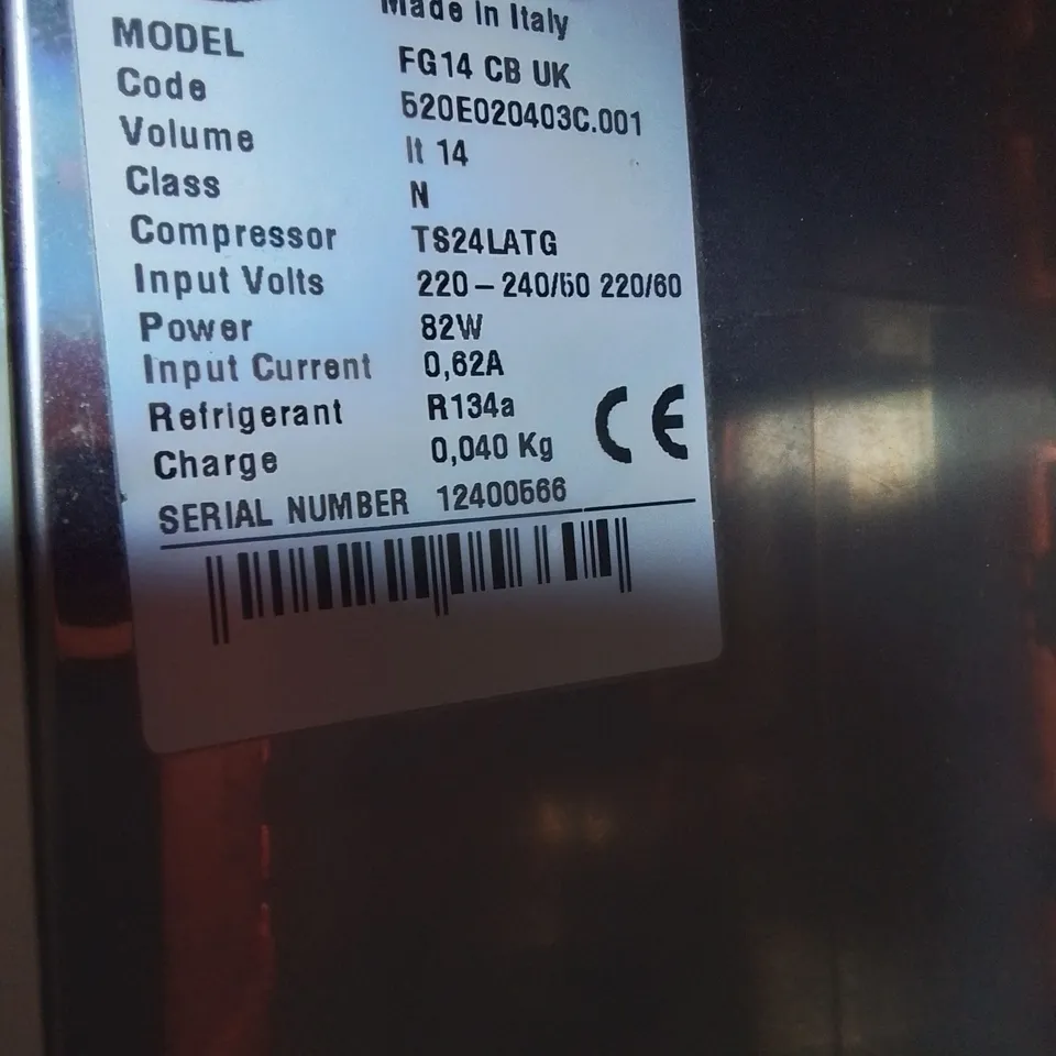 VITRIFRIGO COUNTER TOP MILK FRIDGE 240V Model FG14CBUK