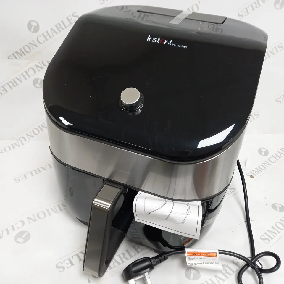 BOXED INSTANT VORTEX 6 IN 1 AIR FRYER