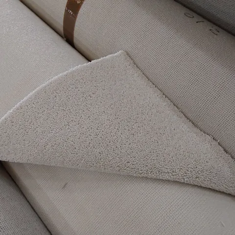 ROLL OF QUALITY DIMENSIONS DIM PLAINS CARPET // SIZE: APPROX. 4 X 2.1m