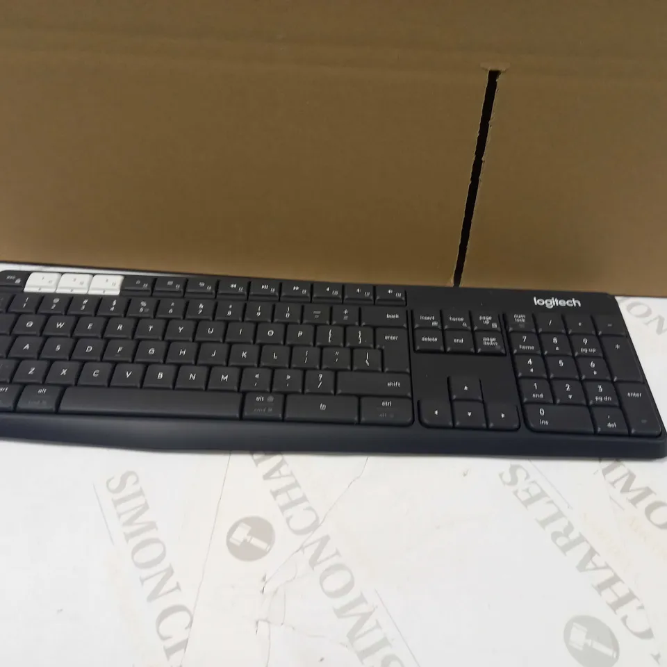 LOGITECH K375S MULTI-DEVICE WIRELESS KEYBOARD