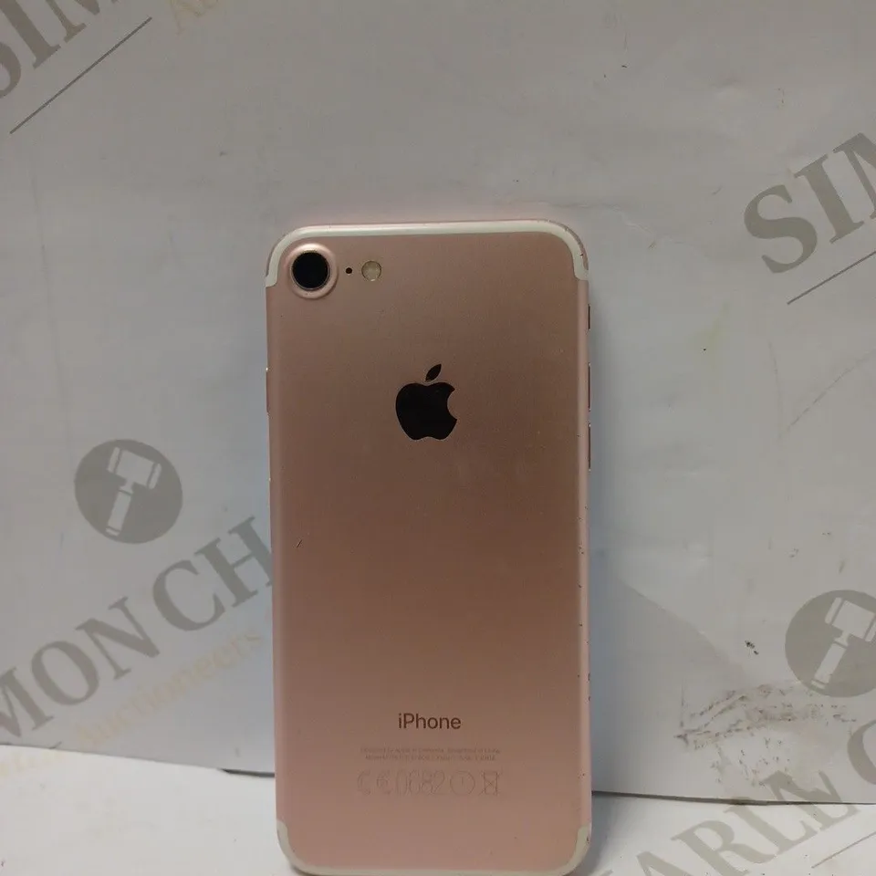 APPLE IPHONE 7 IN ROSE GOLD