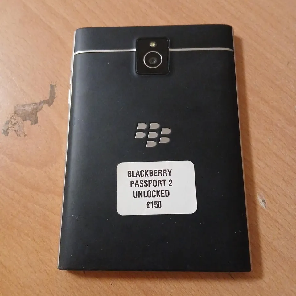 BLACKBERRY PASSPORT 2 – SMARTPHONE