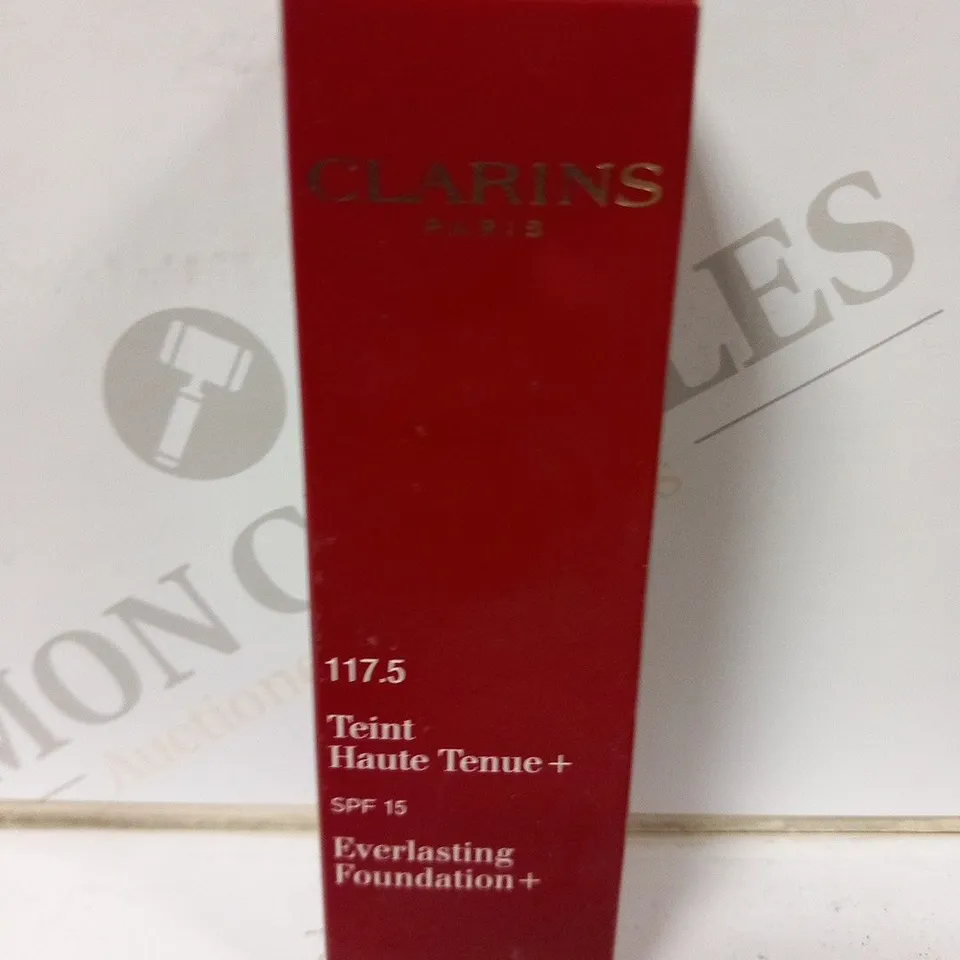 APPROXIMATELY 9 BOXED CLARINS PARIS SPF15 EVERLASTING FOUNDATION+ 30ML