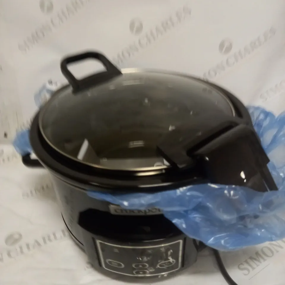 CROCK POT SLOW COOKER