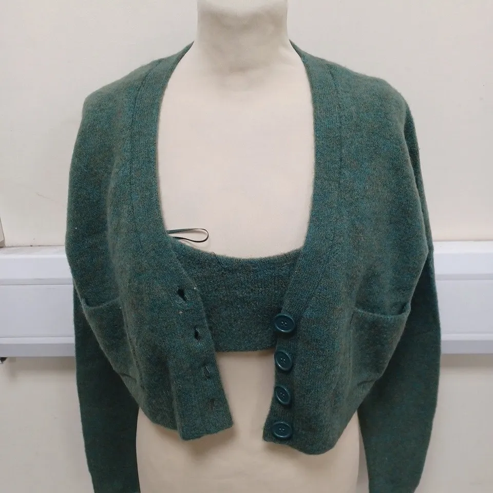 ZARA TOP AND CARDIGAN SET IN GREEN SIZE S