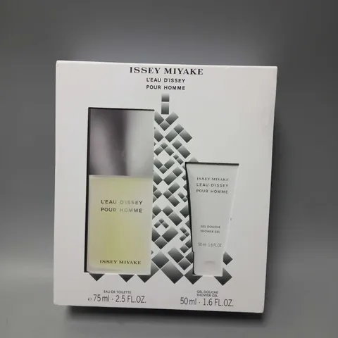 BOXED ISSEY MIYAKE L'EAU D'ISSEY POUR HOMME EAU DE TOILETTE AND SHOWER GEL GIFT SET