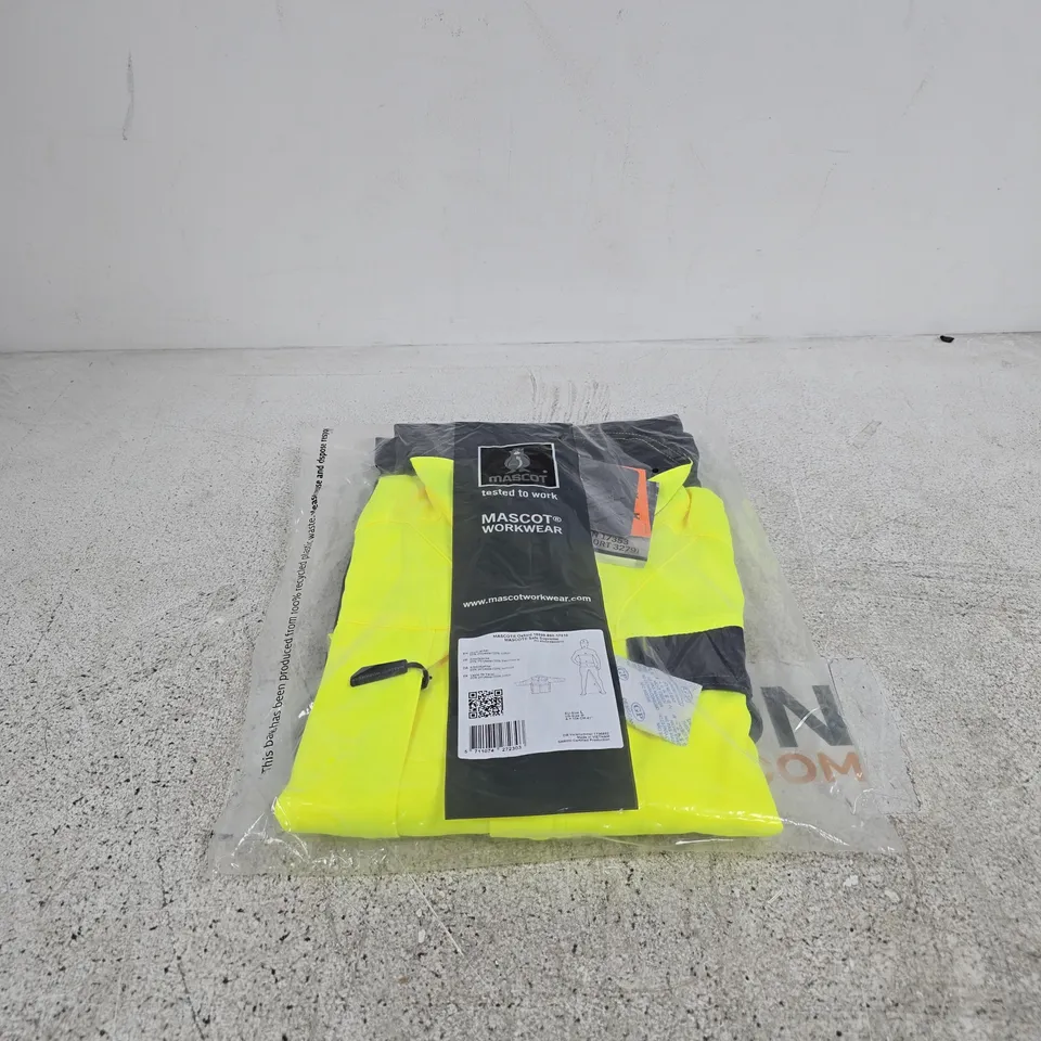 MASCOT WORKWEAR WORK JACKET LARGE