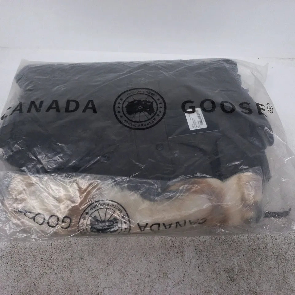 CANADA GOOSE MEN'S WINDHAM PARKA – GRAPHITE GREY - SIZE L