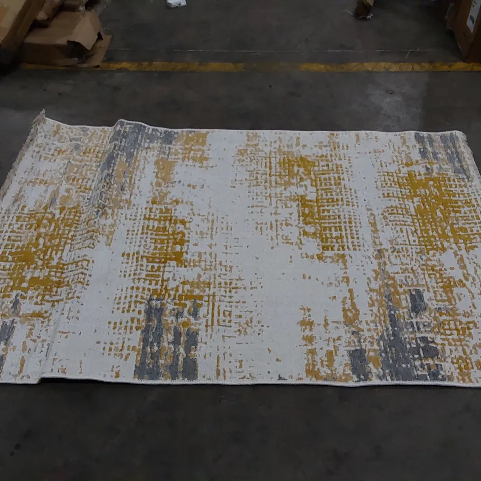 DESIGNER ABSTRACT RUG // SIZE: APPROXIMATELY 115 X 180cm