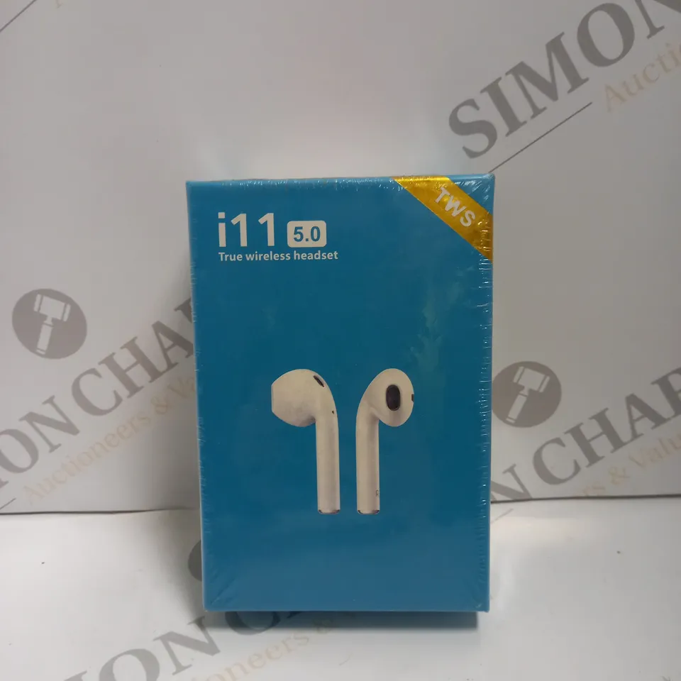 BOXED & SEALED TWS ILL 5.0 TRUE WIRELESS EARPHONES WHITE