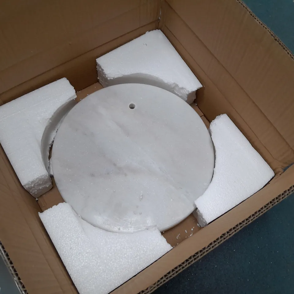 LOT OF APPROXIMATELY 14 ASSORTED HOUSEHOLD ITEMS TO INCLUDE ROUND RATTAN LAMPSHADE, FLOOR LAMP BASES, NAPA CV JOINT, VENTILATOR FLY SCREENS AND WIPER BLADES