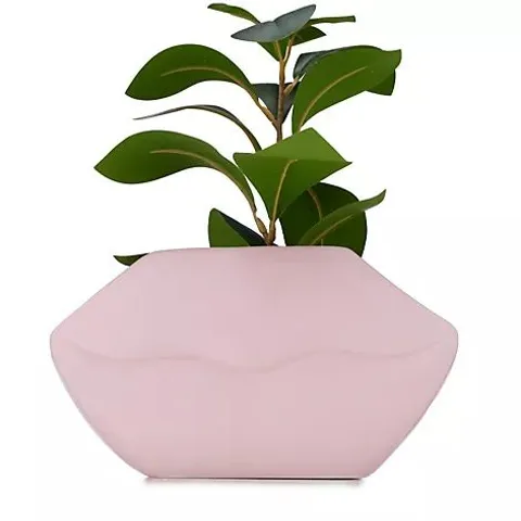 BUNDLEBERRY BY AMANDA HOLDEN LIPS FOLIAGE VASE