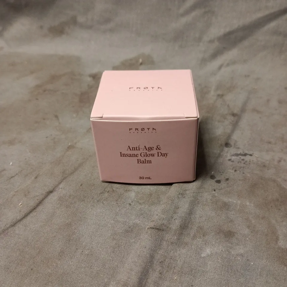 FROYA COSMETICS ANTI AGE AND INSANE GLOW DAY BALM 30ML BOXED