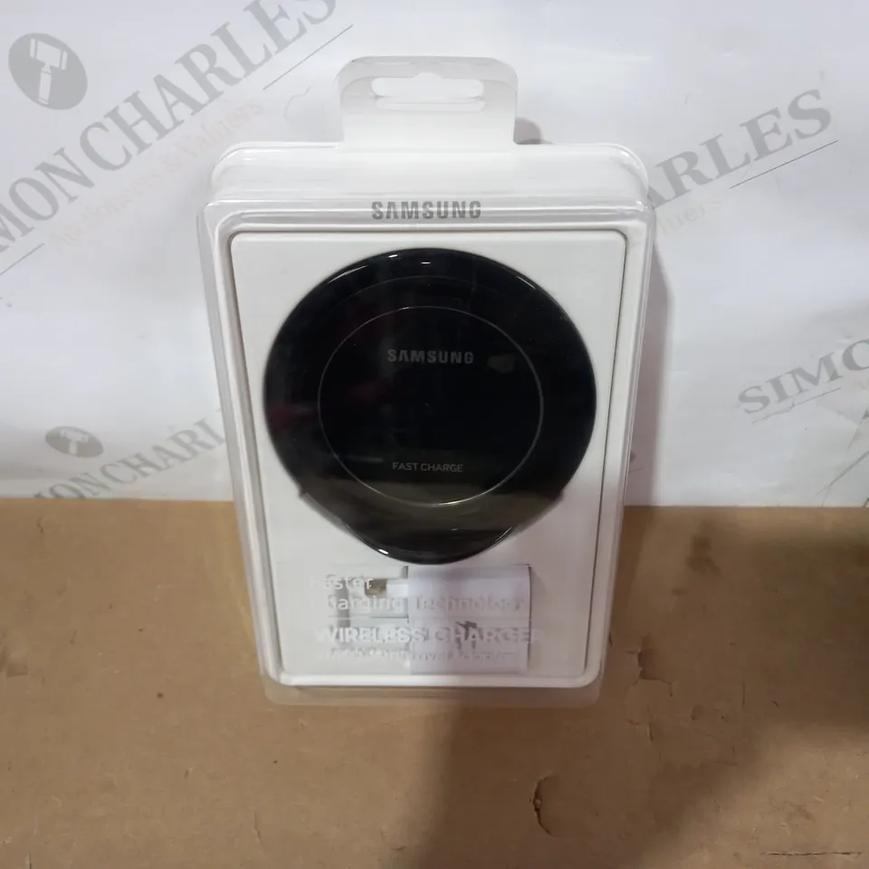 SAMSUNG FAST CHARGE WIRELESS CHARGER