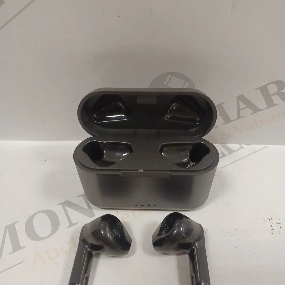 BOXED JVC TRUE WIRELESS EARBUDS WITH CHARGING CASE HA-A3T BLACK/NOIR