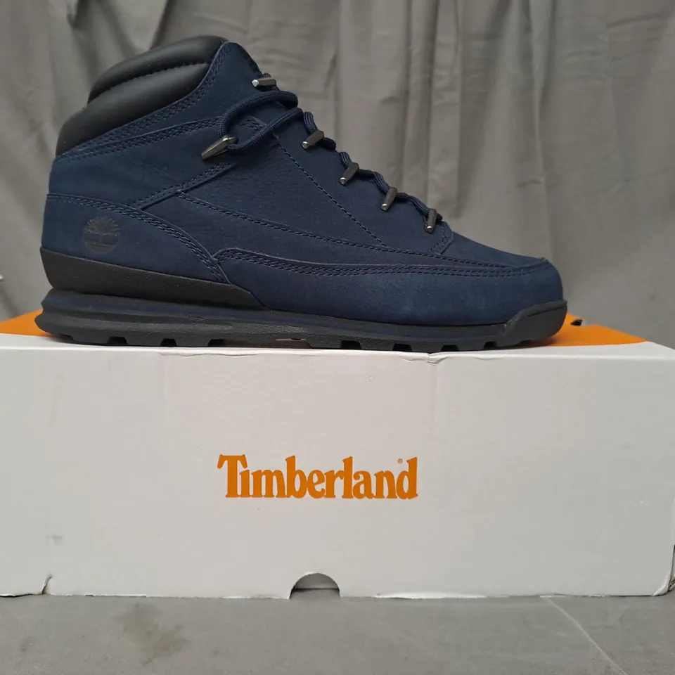 BOXED PAIR OF TIMBERLAND EURO ROCK MID HIKER SHOES IN NAVY UK SIZE 8