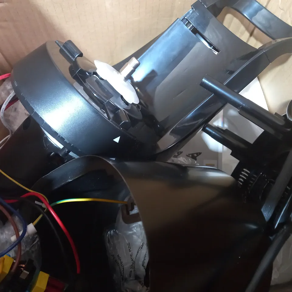 FRIDJA JUICE AND ICE CREAM MAKER 