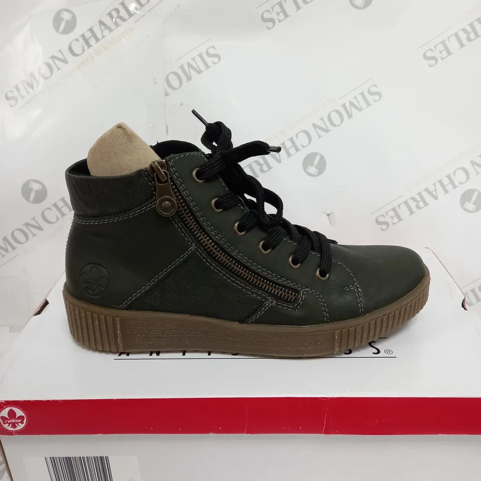 RIEKER HIGH TOP CUFFED TRAINER - KHAKI SIZE 6 BOXED 