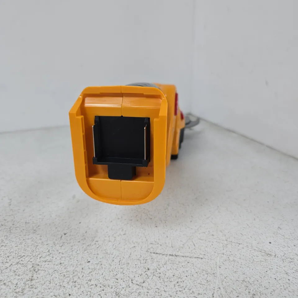 GARDEN HEDGE TRIMMER – ORANGE & BLACK (BATTERY-FREE)