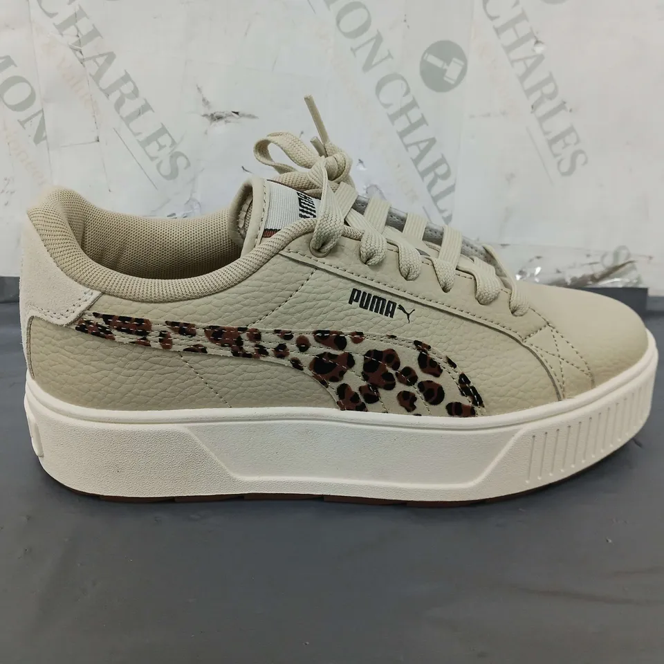 PAIR OF PUMA KARMEN I AM THE DRAMA TRAINERS SIZE 6