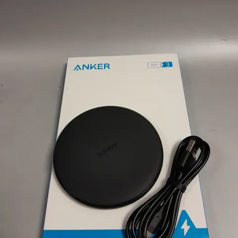 BOXED ANKER POWER WAVE CHARGING PAD