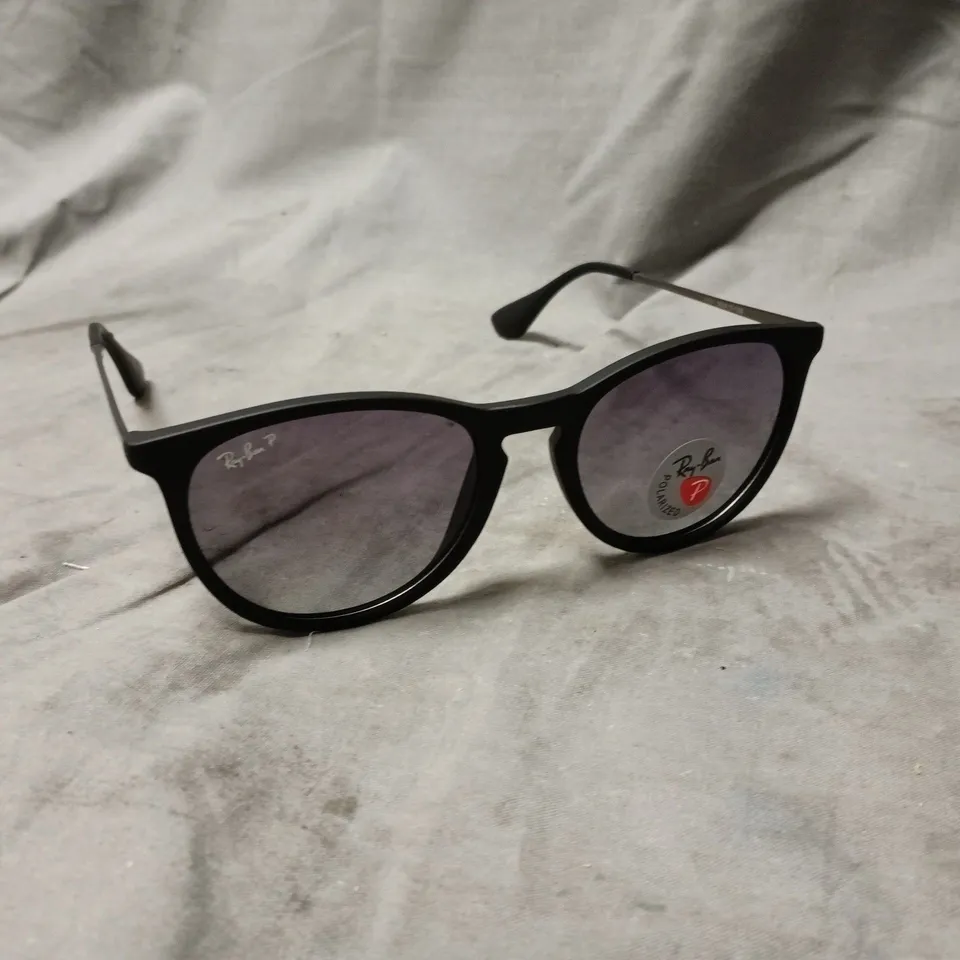 RAY-BAN SUNGLASSES – BLACK FRAME, POLARISED LENSES