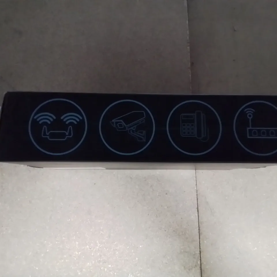 A BOXED GIGABIT ETHERNET PORT 8+3 PORTS