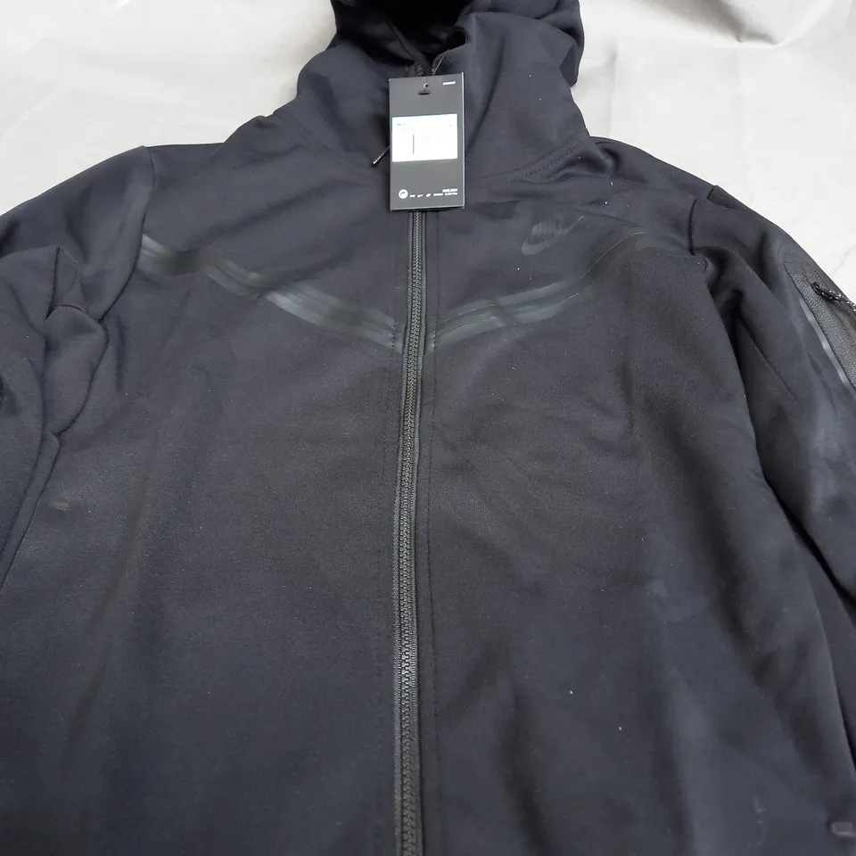 NIKE TECH FLEECE BLACK ZIP UP JACKET - MEDIUM