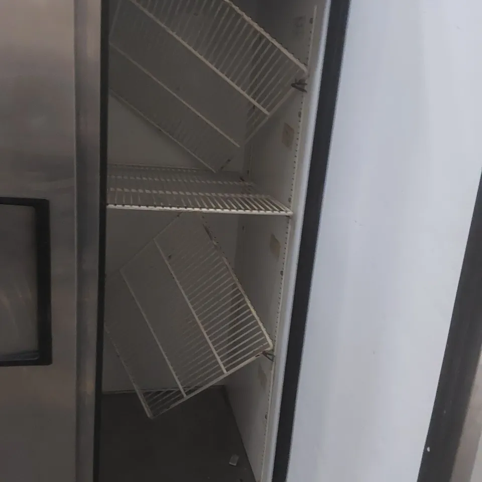 TRUE T-35 COMMERCIAL UPRIGHT REFRIGERATOR