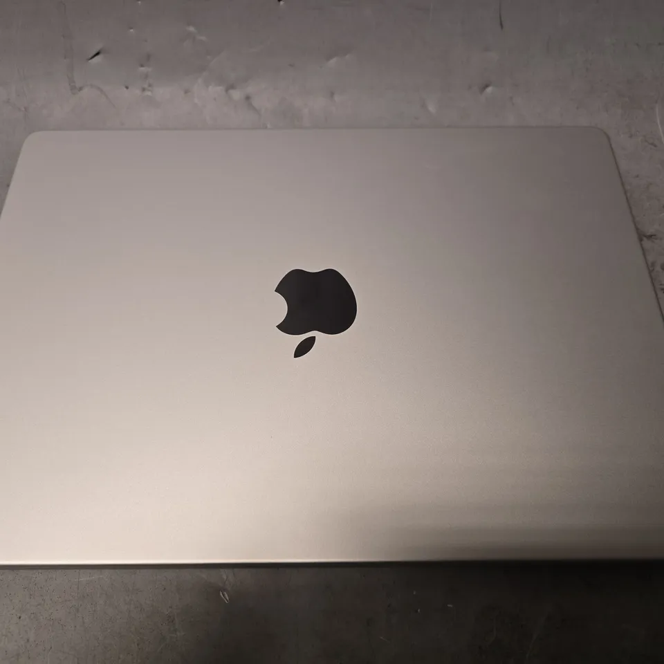BOXED APPLE MACBOOK PRO A2992 LAPTOP 