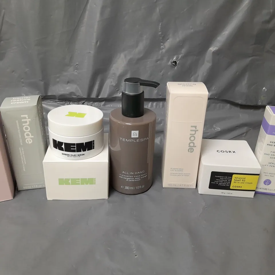 APPROXIMATELY 7 SKIN CARE PRODUCTS TO INCLUDE TEMPLESPA, REN AND KEM SKIN