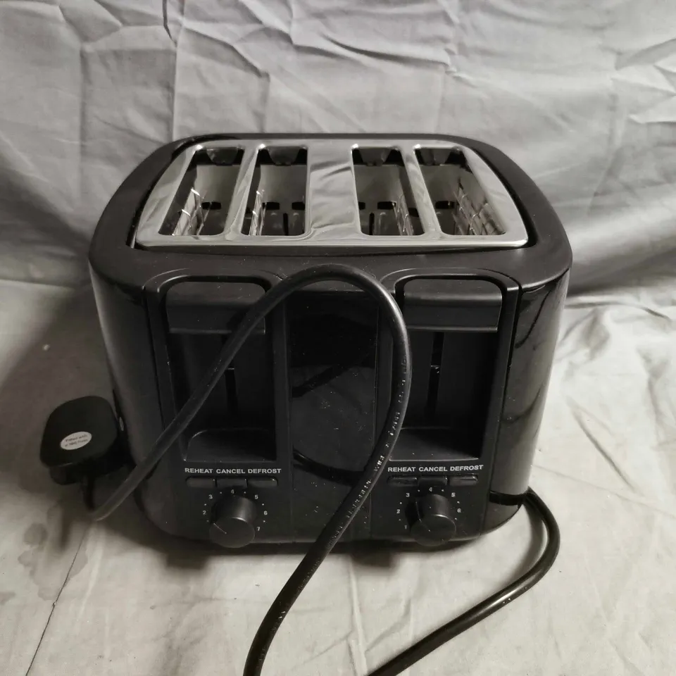 KITCHEN PERFECTED 4-SLICE WIDE-SLOT TOASTER