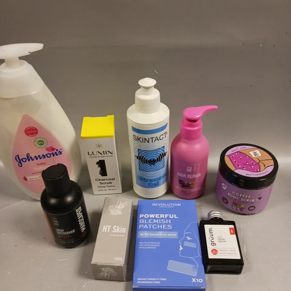 APPROXIMATELY 20 ASSORTED HEALTH & BEAUTY PRODUCTS TO INCLUDE REVOLUTION BLEMISH PATCHES, BABY LOTION, COFFEE BODY SCRUB ETC 