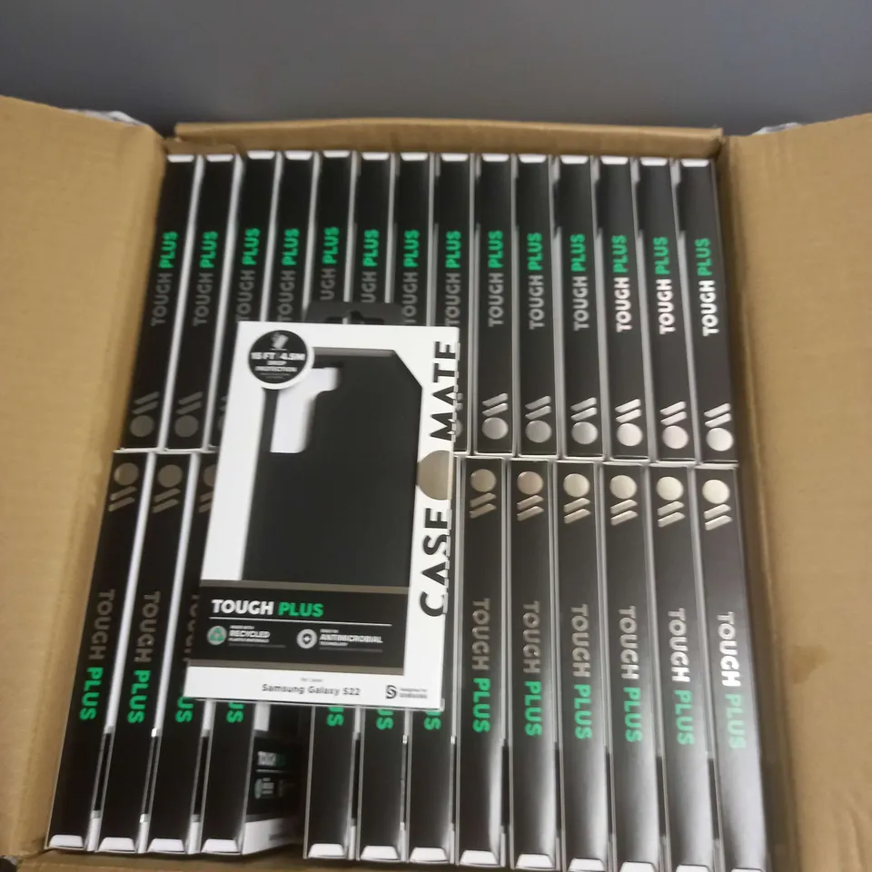 BOX OF APPROXIMATELY 56 CASEMATE TOUGH PLUS SAMSUNG GALAXY S22 PHONE CASES IN BLACK