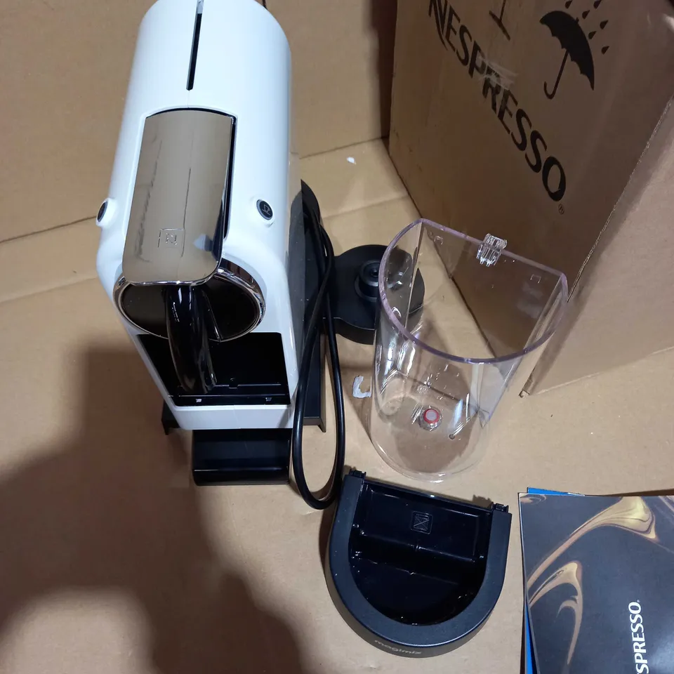 BOXED NESPRESSO COFFEE MACHINE