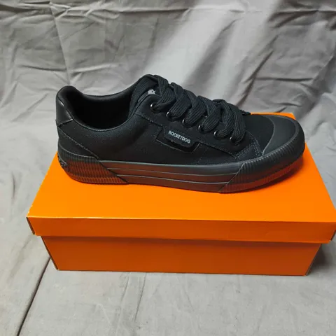 ROCKET DOG CHEERY 12A CANVAS TRAINERS - 5