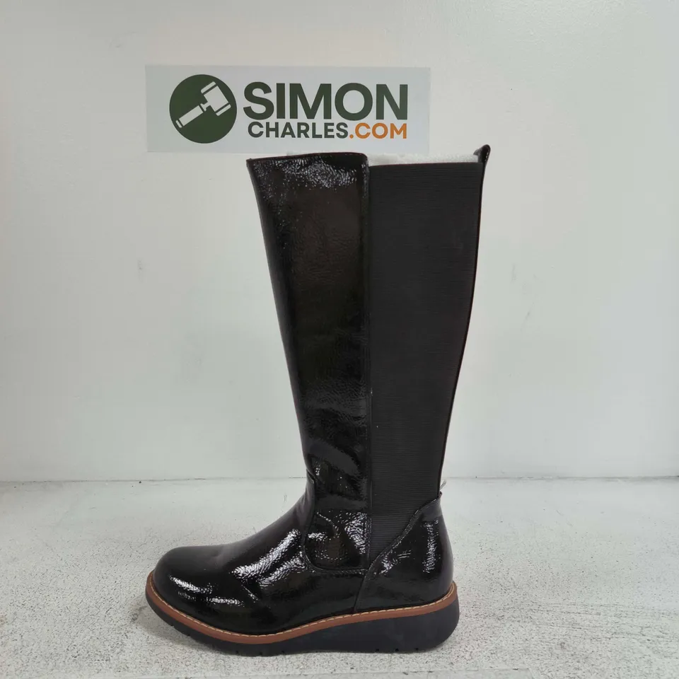 SHOES BY EMMA KNEE-HIGH BLACK PATENT LEATHER BOOTS WITH SIDE ZIP SIZE 6